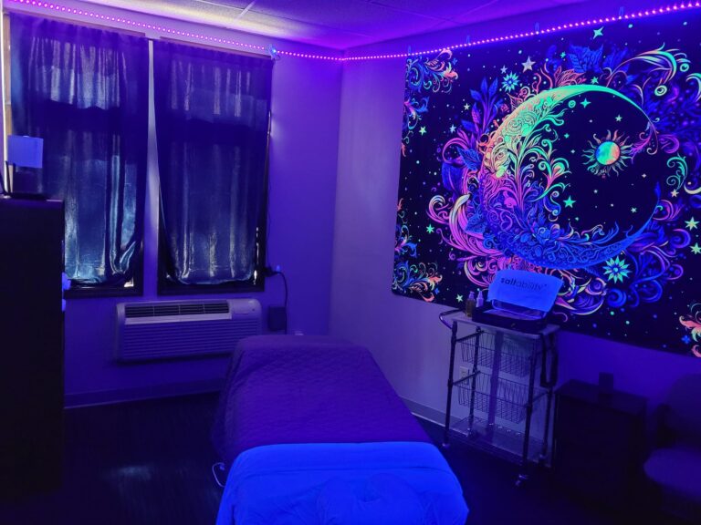 Massage Room 2 Blacklight 768x576